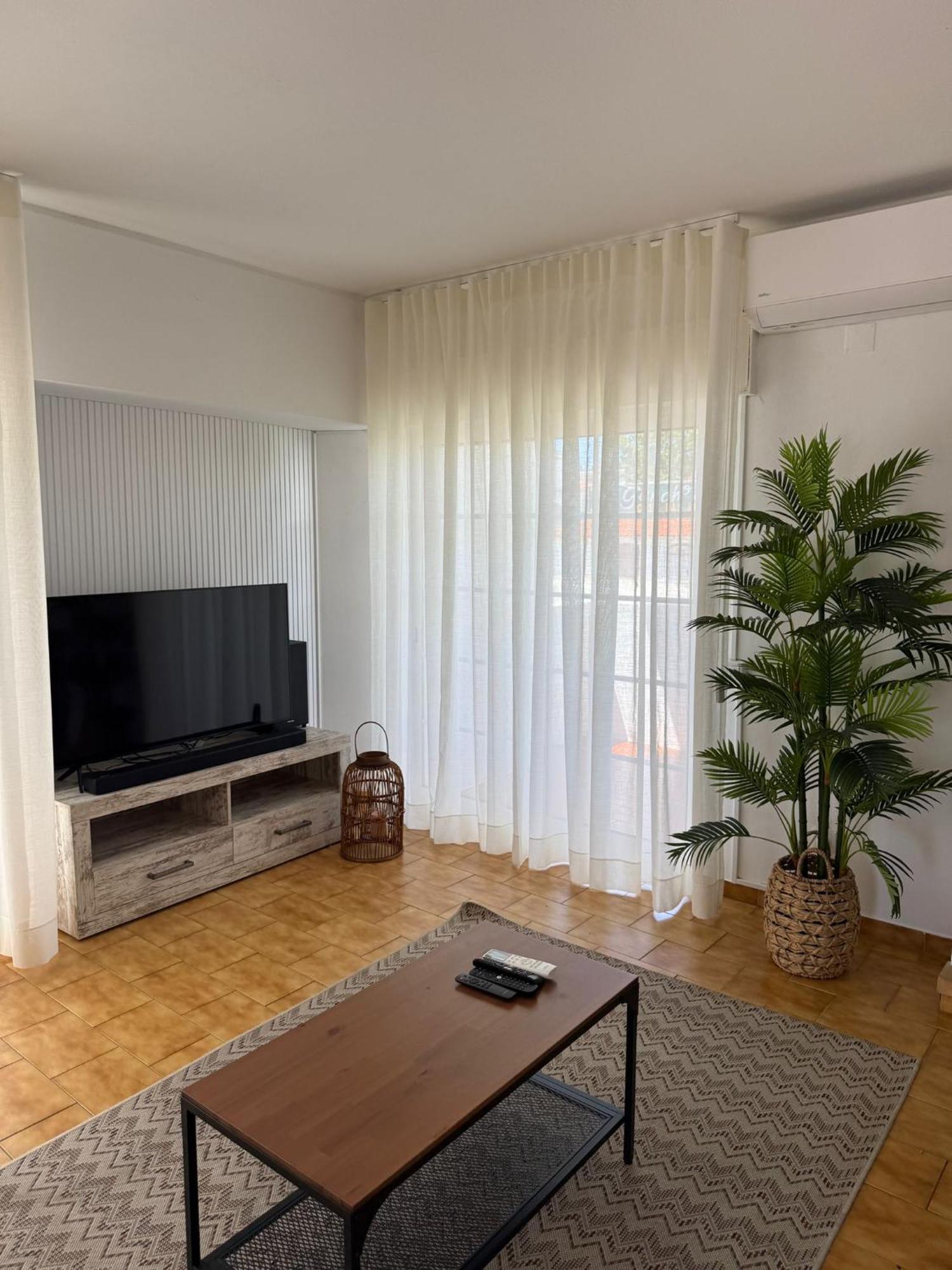 Cozy Apartment Oura Beach Albufeira Exterior foto