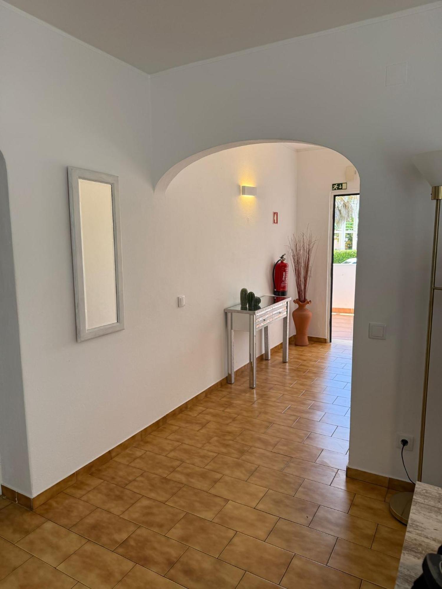 Cozy Apartment Oura Beach Albufeira Exterior foto